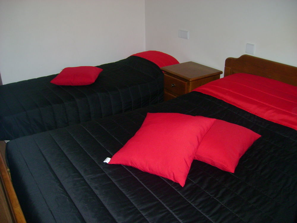 Residencial Moeda Hotel Coimbra Exterior photo